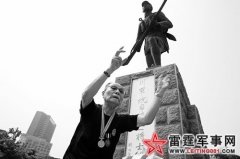111岁抗战老兵传奇人生:抗战无愧却对不起家人